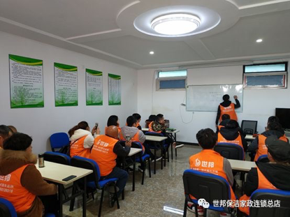 亚博体彩app
保洁家政连锁对未来中国保洁行业的发展趋势及对策